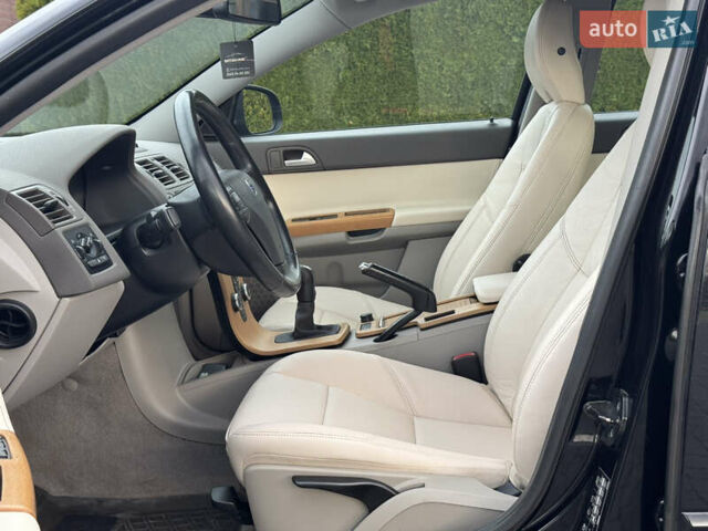 Чорний Вольво V50, об'ємом двигуна 1.6 л та пробігом 214 тис. км за 8999 $, фото 38 на Automoto.ua