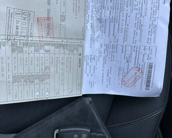 Чорний Вольво V50, об'ємом двигуна 2 л та пробігом 262 тис. км за 9850 $, фото 52 на Automoto.ua