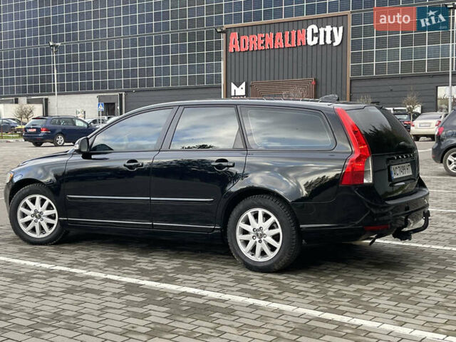 Черный Вольво В50, объемом двигателя 2 л и пробегом 279 тыс. км за 8750 $, фото 4 на Automoto.ua