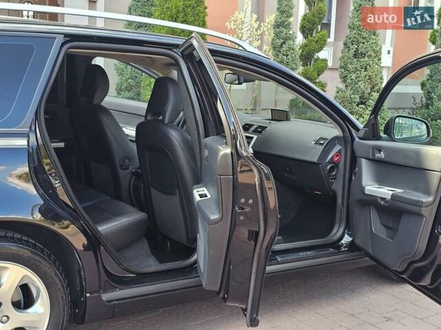 Черный Вольво В50, объемом двигателя 1.6 л и пробегом 210 тыс. км за 8499 $, фото 91 на Automoto.ua