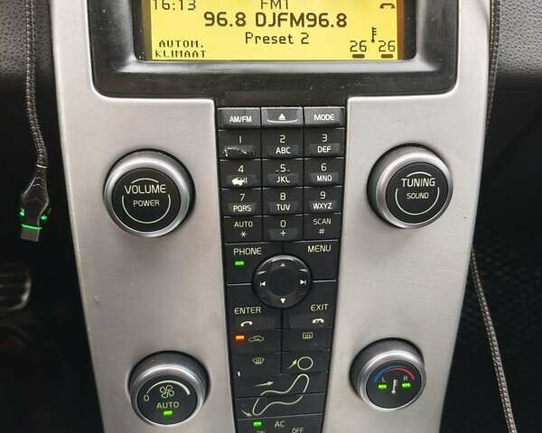 Чорний Вольво V50, об'ємом двигуна 1.56 л та пробігом 340 тис. км за 7000 $, фото 44 на Automoto.ua