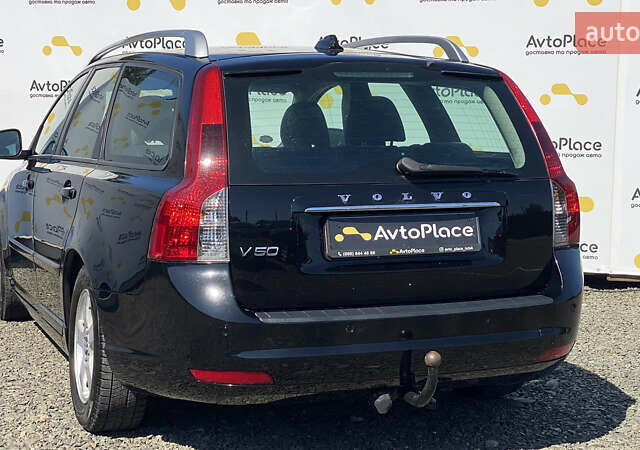 Черный Вольво В50, объемом двигателя 1.6 л и пробегом 197 тыс. км за 8200 $, фото 49 на Automoto.ua