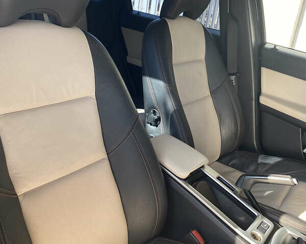 Чорний Вольво V50, об'ємом двигуна 1.6 л та пробігом 242 тис. км за 9500 $, фото 8 на Automoto.ua