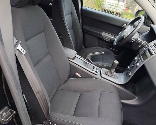 Черный Вольво В50, объемом двигателя 1.6 л и пробегом 236 тыс. км за 8400 $, фото 47 на Automoto.ua