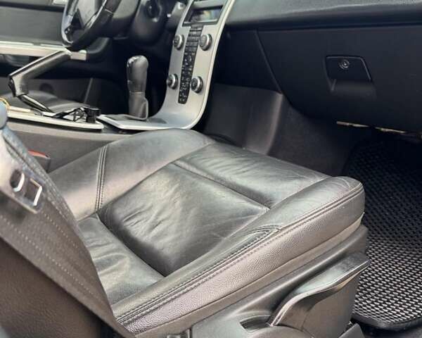 Черный Вольво В50, объемом двигателя 1.6 л и пробегом 215 тыс. км за 7600 $, фото 23 на Automoto.ua