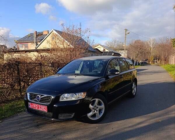 Черный Вольво В50, объемом двигателя 1.6 л и пробегом 236 тыс. км за 8400 $, фото 6 на Automoto.ua