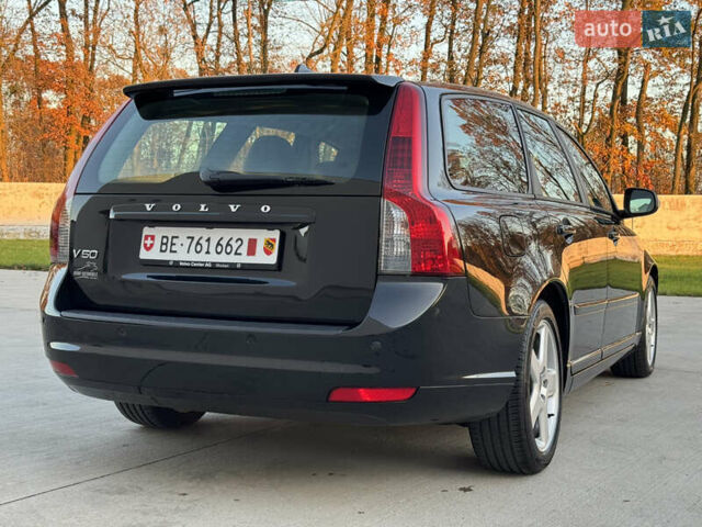 Черный Вольво В50, объемом двигателя 1.6 л и пробегом 235 тыс. км за 9350 $, фото 26 на Automoto.ua