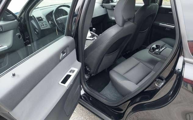 Черный Вольво В50, объемом двигателя 0 л и пробегом 130 тыс. км за 7950 $, фото 4 на Automoto.ua