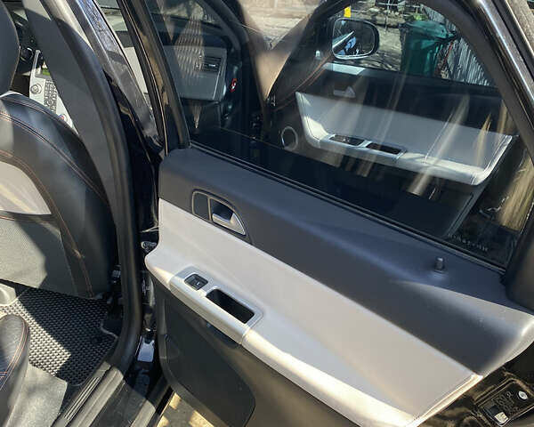 Чорний Вольво V50, об'ємом двигуна 1.6 л та пробігом 242 тис. км за 9500 $, фото 9 на Automoto.ua