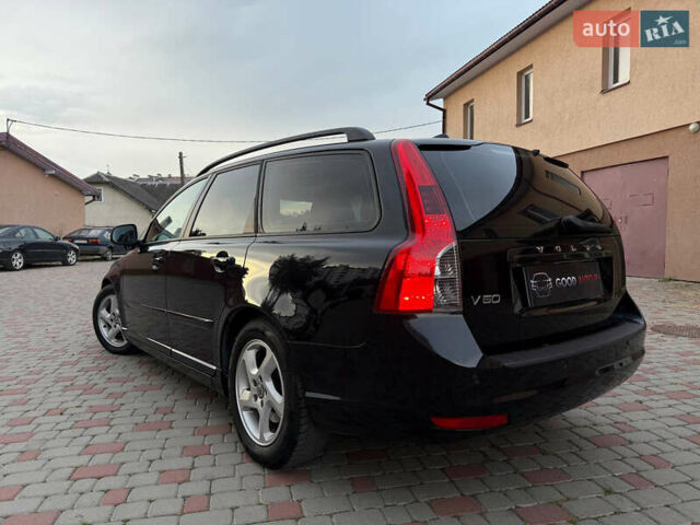 Чорний Вольво V50, об'ємом двигуна 1.6 л та пробігом 211 тис. км за 7950 $, фото 6 на Automoto.ua