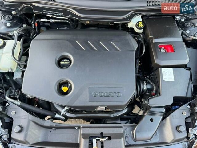 Черный Вольво В50, объемом двигателя 1.6 л и пробегом 235 тыс. км за 8850 $, фото 53 на Automoto.ua