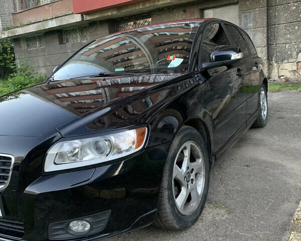 Черный Вольво В50, объемом двигателя 1.6 л и пробегом 307 тыс. км за 8200 $, фото 23 на Automoto.ua