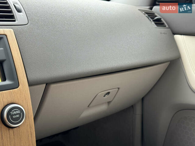 Чорний Вольво V50, об'ємом двигуна 1.6 л та пробігом 214 тис. км за 8590 $, фото 57 на Automoto.ua