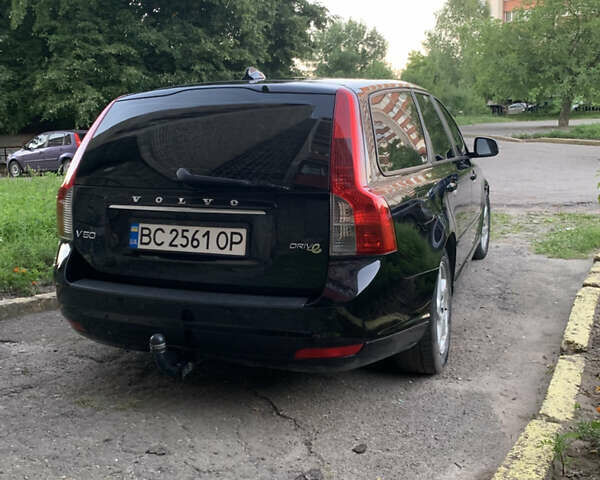 Черный Вольво В50, объемом двигателя 1.6 л и пробегом 307 тыс. км за 8200 $, фото 22 на Automoto.ua
