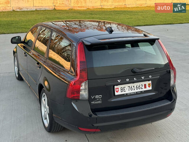 Черный Вольво В50, объемом двигателя 1.6 л и пробегом 235 тыс. км за 9350 $, фото 19 на Automoto.ua