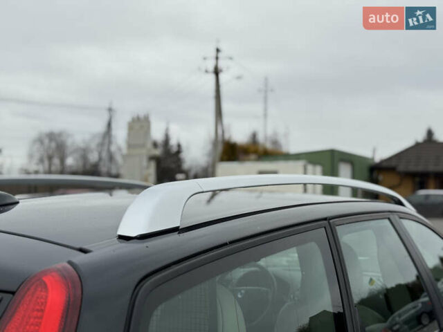 Чорний Вольво V50, об'ємом двигуна 1.6 л та пробігом 214 тис. км за 8590 $, фото 13 на Automoto.ua