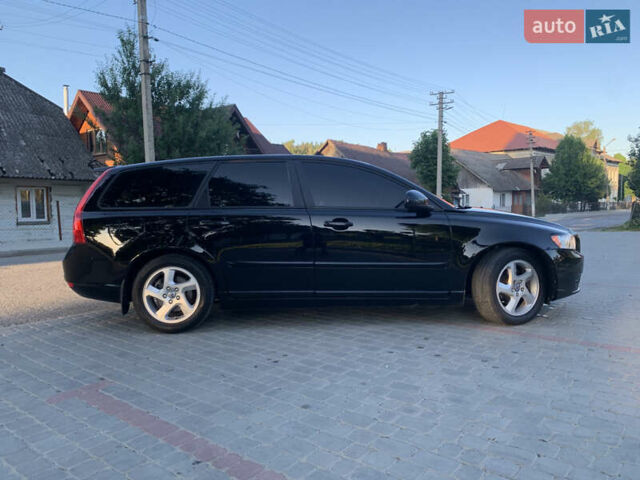Черный Вольво В50, объемом двигателя 1.6 л и пробегом 234 тыс. км за 7850 $, фото 5 на Automoto.ua