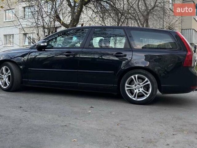 Черный Вольво В50, объемом двигателя 1.6 л и пробегом 215 тыс. км за 7600 $, фото 8 на Automoto.ua