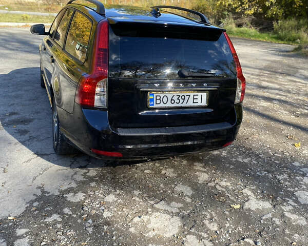 Черный Вольво В50, объемом двигателя 1.56 л и пробегом 215 тыс. км за 7300 $, фото 3 на Automoto.ua