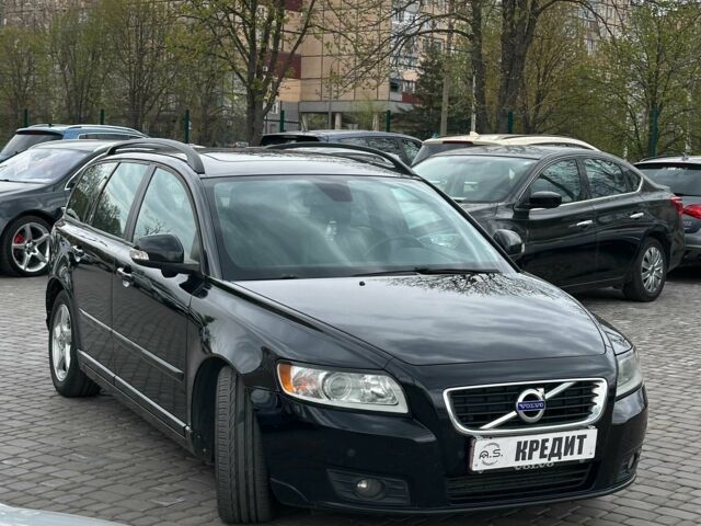Чорний Вольво V50, об'ємом двигуна 1.6 л та пробігом 170 тис. км за 9250 $, фото 2 на Automoto.ua