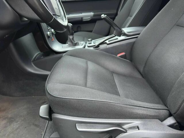 Черный Вольво В50, объемом двигателя 1.6 л и пробегом 266 тыс. км за 8900 $, фото 17 на Automoto.ua