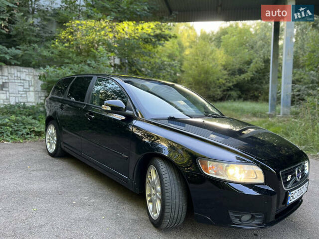Чорний Вольво V50, об'ємом двигуна 2 л та пробігом 251 тис. км за 8500 $, фото 7 на Automoto.ua