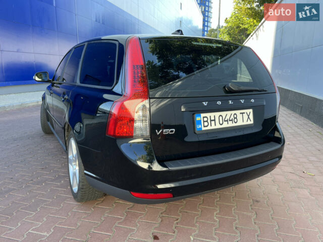 Черный Вольво В50, объемом двигателя 1.56 л и пробегом 225 тыс. км за 8400 $, фото 5 на Automoto.ua
