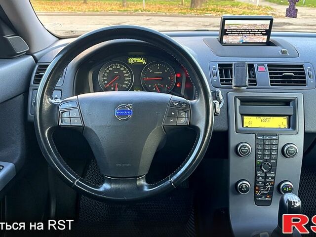 Чорний Вольво V50, об'ємом двигуна 1.6 л та пробігом 243 тис. км за 8200 $, фото 12 на Automoto.ua