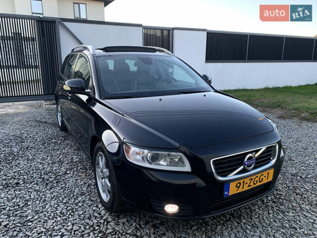 Черный Вольво В50, объемом двигателя 1.6 л и пробегом 252 тыс. км за 8200 $, фото 8 на Automoto.ua