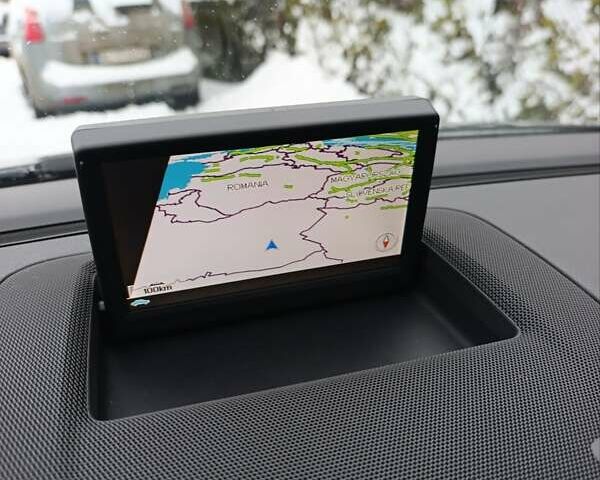 Чорний Вольво V50, об'ємом двигуна 1.6 л та пробігом 236 тис. км за 8200 $, фото 59 на Automoto.ua