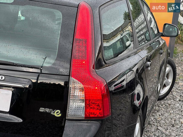 Черный Вольво В50, объемом двигателя 1.6 л и пробегом 226 тыс. км за 8600 $, фото 22 на Automoto.ua