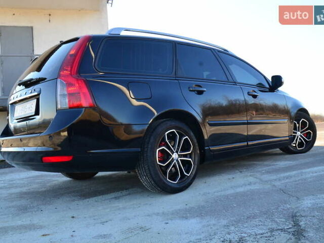 Чорний Вольво V50, об'ємом двигуна 1.6 л та пробігом 150 тис. км за 7150 $, фото 32 на Automoto.ua