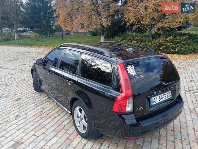 Вольво В50 2011 в Белой Церкве на Automoto.ua Черный Вольво В50, объемом двигателя 1.6 л и пробегом 290 тыс. км за 8600 $, фото 5 на Automoto.ua
