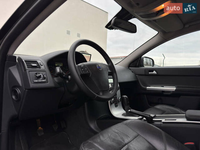 Черный Вольво В50, объемом двигателя 1.6 л и пробегом 217 тыс. км за 8550 $, фото 31 на Automoto.ua