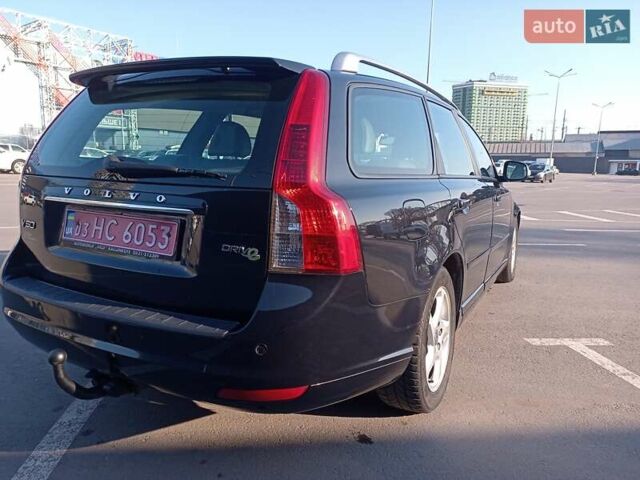 Черный Вольво В50, объемом двигателя 1.6 л и пробегом 283 тыс. км за 8300 $, фото 9 на Automoto.ua