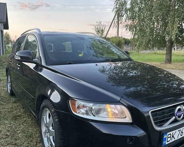 Черный Вольво В50, объемом двигателя 1.6 л и пробегом 232 тыс. км за 7600 $, фото 30 на Automoto.ua