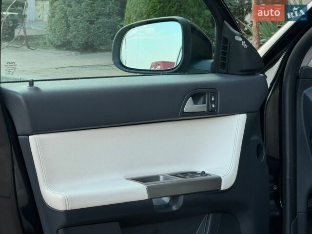 Чорний Вольво V50, об'ємом двигуна 1.6 л та пробігом 235 тис. км за 8490 $, фото 79 на Automoto.ua