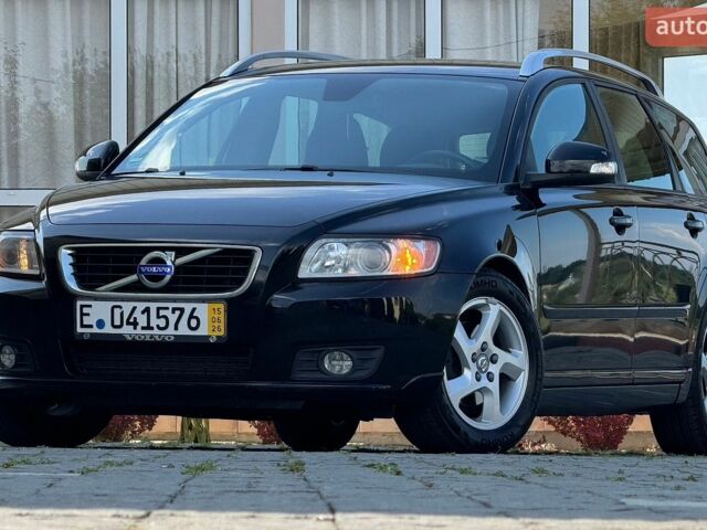 Черный Вольво В50, объемом двигателя 1.6 л и пробегом 197 тыс. км за 7700 $, фото 2 на Automoto.ua