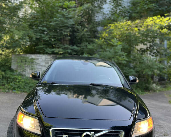 Чорний Вольво V50, об'ємом двигуна 2 л та пробігом 251 тис. км за 8500 $, фото 8 на Automoto.ua