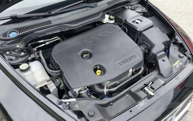 Черный Вольво В50, объемом двигателя 0 л и пробегом 130 тыс. км за 7950 $, фото 6 на Automoto.ua