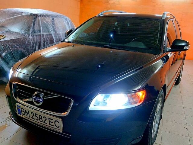 Черный Вольво В50, объемом двигателя 1.6 л и пробегом 217 тыс. км за 6800 $, фото 2 на Automoto.ua