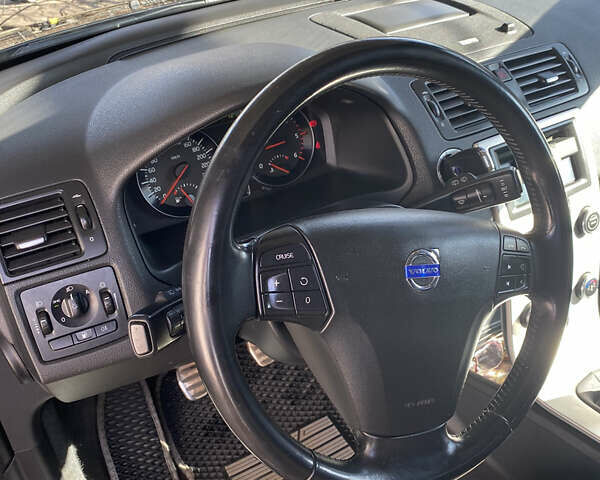 Чорний Вольво V50, об'ємом двигуна 1.6 л та пробігом 242 тис. км за 9500 $, фото 23 на Automoto.ua