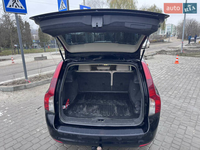 Черный Вольво В50, объемом двигателя 1.56 л и пробегом 237 тыс. км за 7600 $, фото 8 на Automoto.ua