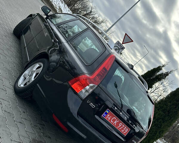 Черный Вольво В50, объемом двигателя 1.6 л и пробегом 219 тыс. км за 8300 $, фото 15 на Automoto.ua