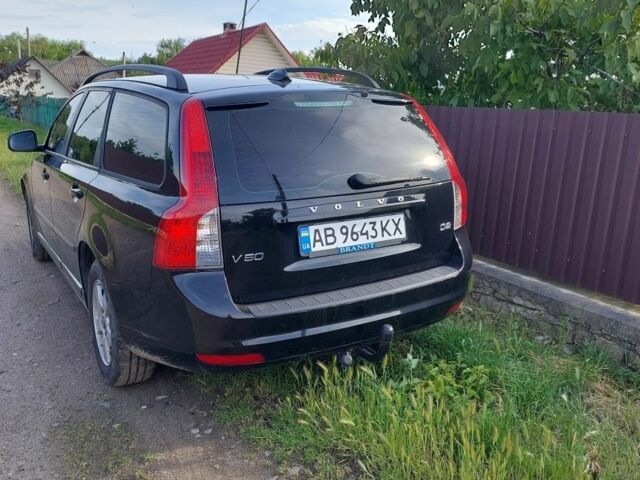 Чорний Вольво V50, об'ємом двигуна 1.6 л та пробігом 248 тис. км за 7000 $, фото 1 на Automoto.ua