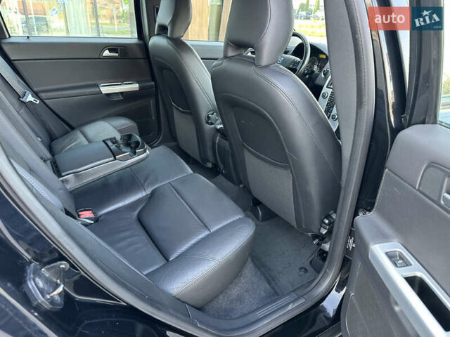 Чорний Вольво V50, об'ємом двигуна 2 л та пробігом 262 тис. км за 9850 $, фото 33 на Automoto.ua