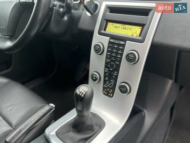 Чорний Вольво V50, об'ємом двигуна 1.6 л та пробігом 244 тис. км за 7700 $, фото 25 на Automoto.ua