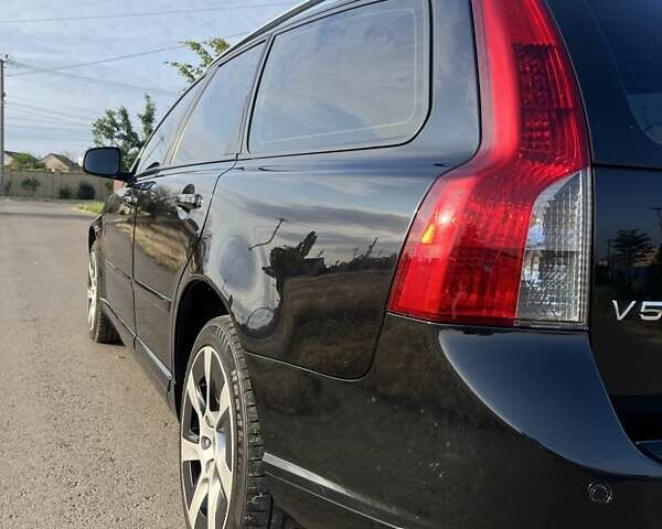 Черный Вольво В50, объемом двигателя 1.6 л и пробегом 240 тыс. км за 8600 $, фото 8 на Automoto.ua