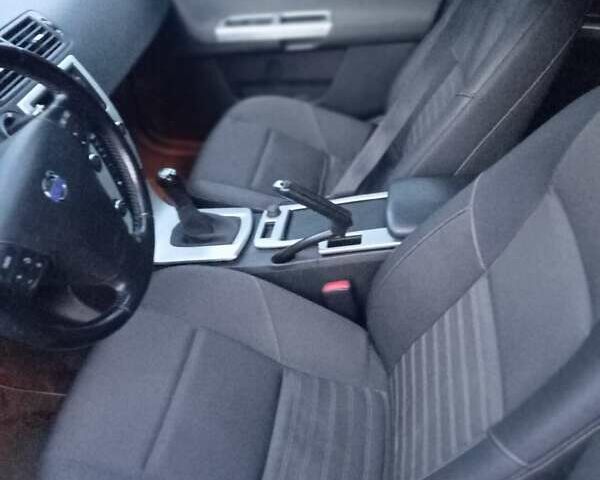 Чорний Вольво V50, об'ємом двигуна 1.6 л та пробігом 240 тис. км за 8350 $, фото 8 на Automoto.ua