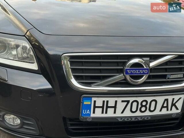 Чорний Вольво V50, об'ємом двигуна 1.56 л та пробігом 276 тис. км за 8750 $, фото 3 на Automoto.ua